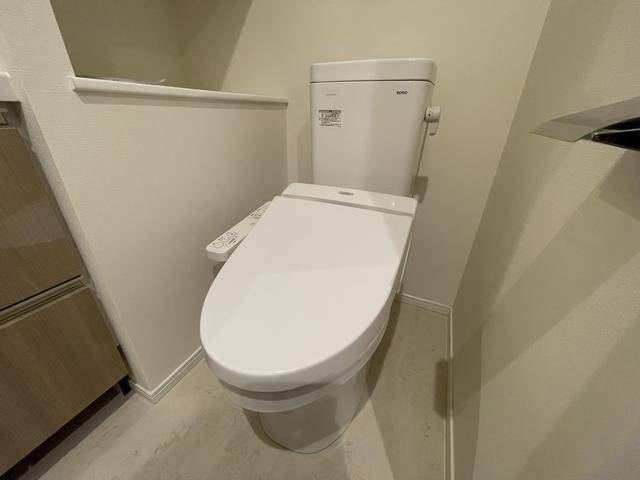 トイレ　別号室参考写真