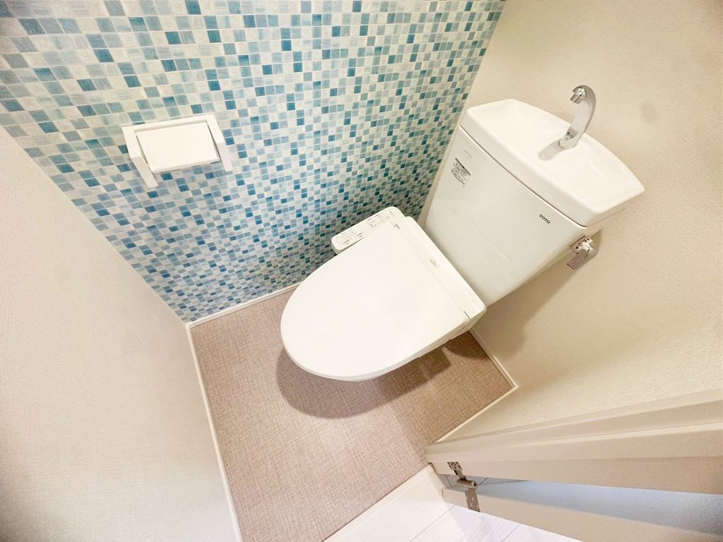 トイレ　トイレ