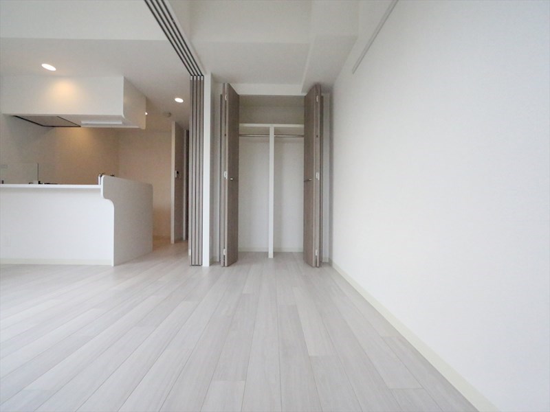 その他部屋・スペース　洋室4.2帖　クローゼット付（収納充実してます）