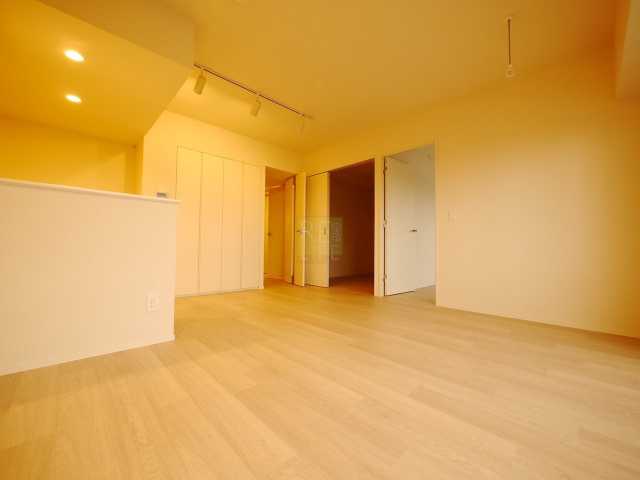 居室・リビング　Brillia ist 千駄ヶ谷