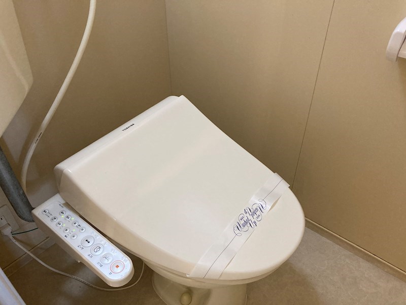 トイレ　別部屋参考写真掲載。