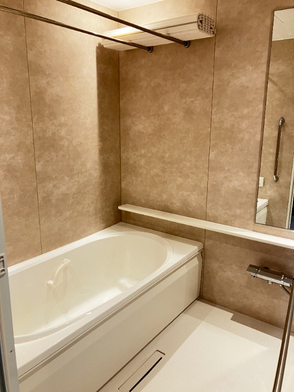 バス・シャワールーム　バスルーム