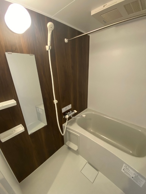 バス・シャワールーム　反転タイプ