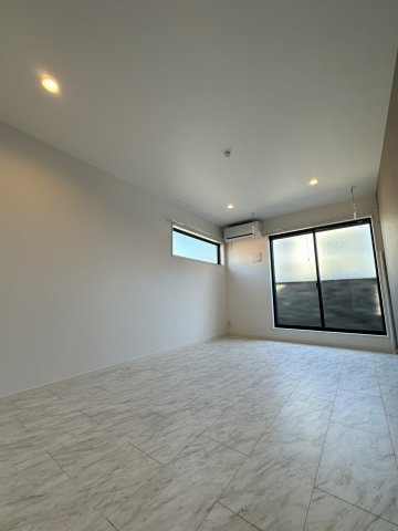 居室・リビング　同施工タイプ