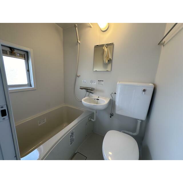 洗面設備　３点ユニットバス新品交換済！