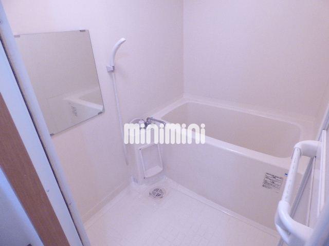 バス・シャワールーム　ゆったりくつろげれるお風呂です