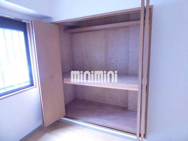 収納　奥行きのある収納です