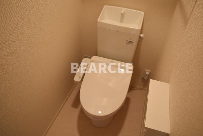 トイレ　同型モデル　温水洗浄暖房便座