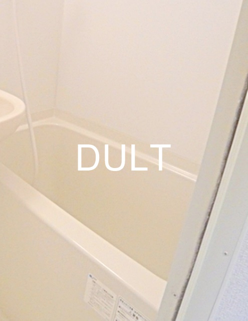 バス・シャワールーム　バスルームです。