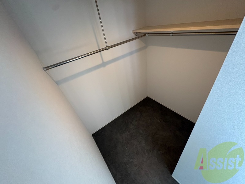 収納　洋室にはクローゼットがあるのですっきり片付きそうです。