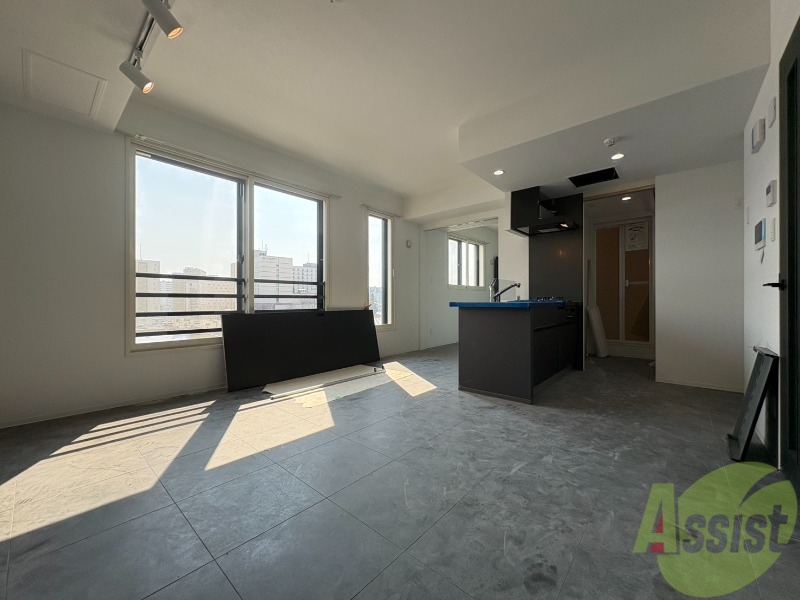 居室・リビング　広々としたリビングですね。使い勝手がよさそうですね！