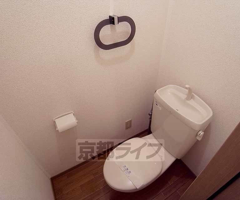 トイレ　落ち着けそうですね。