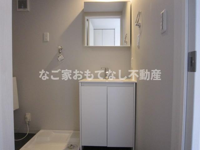 洗面設備　同型タイプ