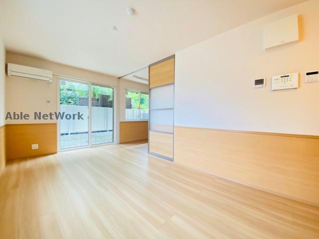 居室・リビング　別号室写真