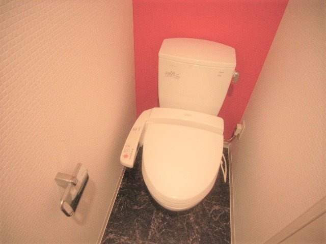 トイレ　別号室