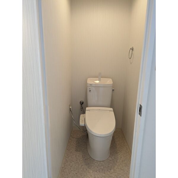 トイレ　別室の参考写真です。※現況優先