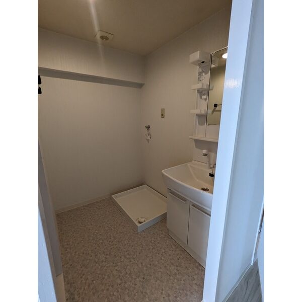 洗面設備　別室の参考写真です。※現況優先