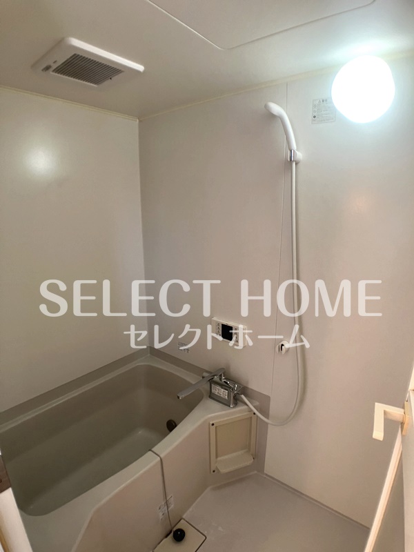 バス・シャワールーム　お風呂です