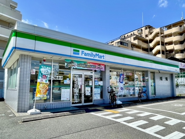 コンビニ　ファミリーマート 伊丹昆陽店（コンビニ）まで1024m