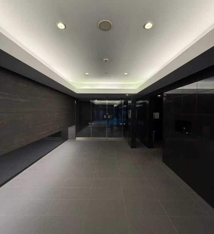 エントランス　エントランス