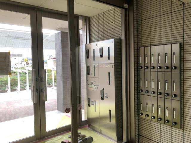 エントランス　外観写真（昼）