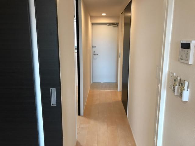 玄関　廊下