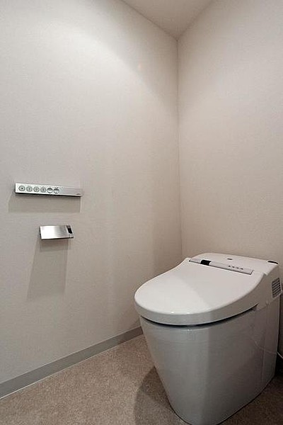 トイレ　参考写真