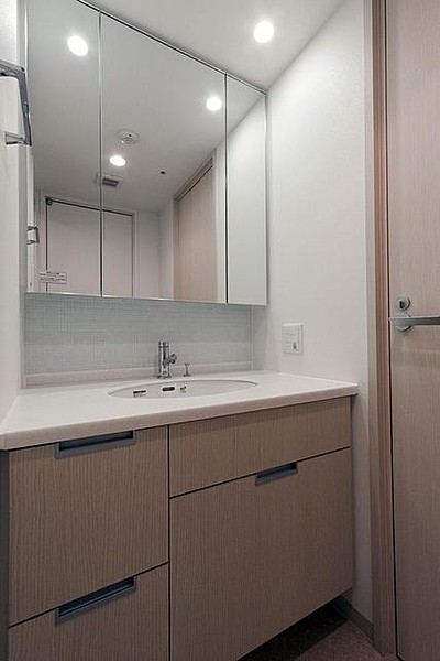 洗面設備　参考写真