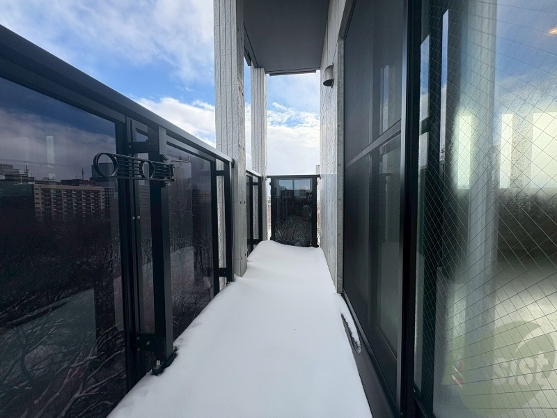 バルコニー　バルコニーです。洗濯物を干したり一息ついたりできますね！