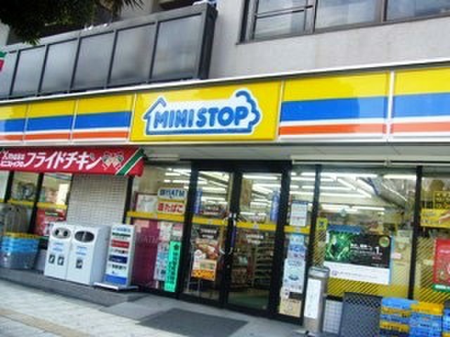 コンビニ　ミニストップ（コンビニ）まで500m