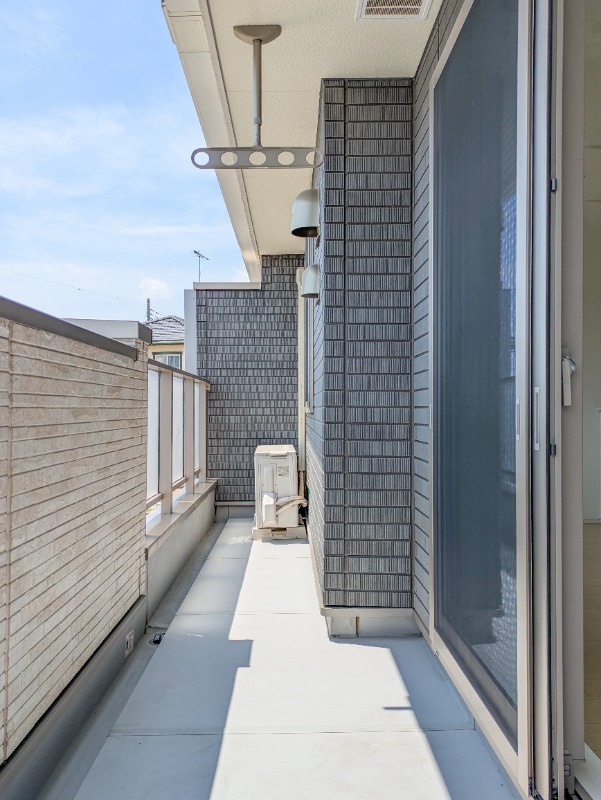 バルコニー　図面と現状に相違がある場合には現状を優先