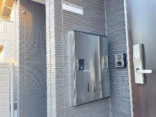 エントランス　宅配ボックス（反転）(イメージ)