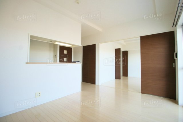 居室・リビング　明るい室内です☆