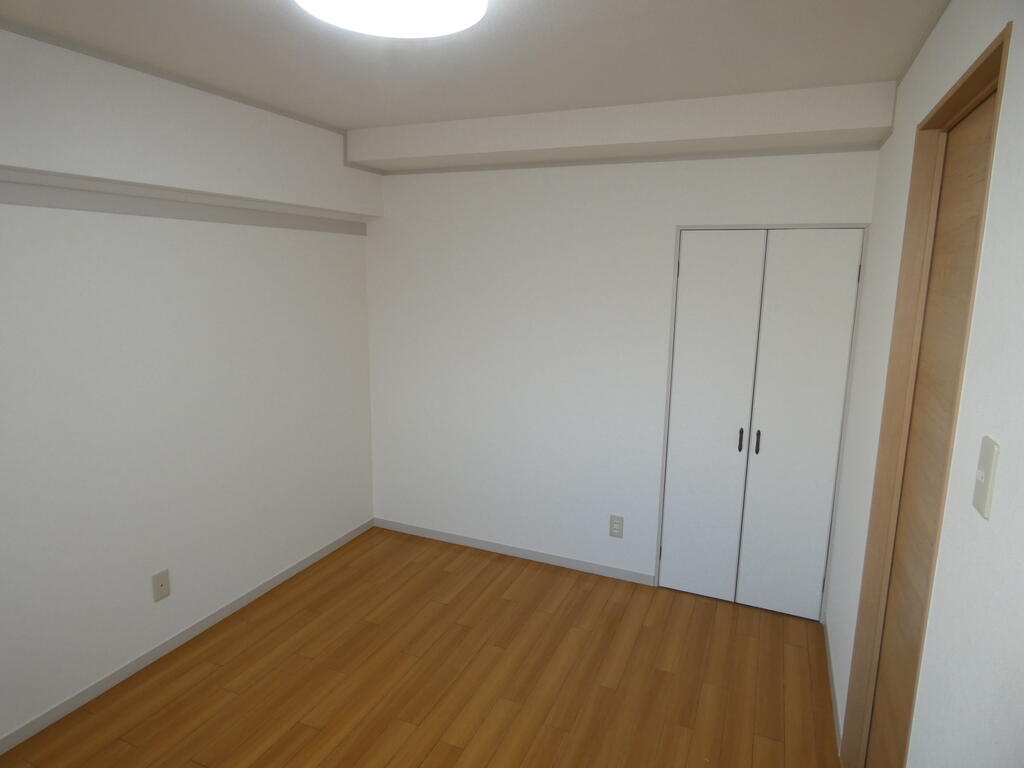 その他部屋・スペース　洋室6帖