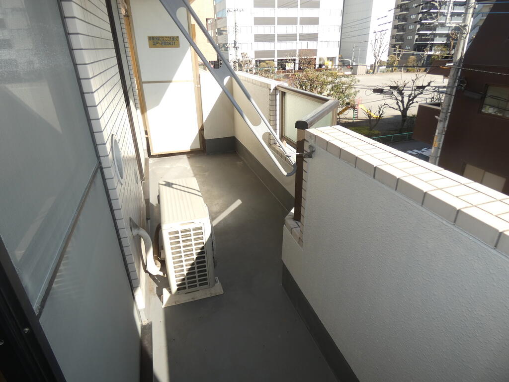 バルコニー　バルコニー