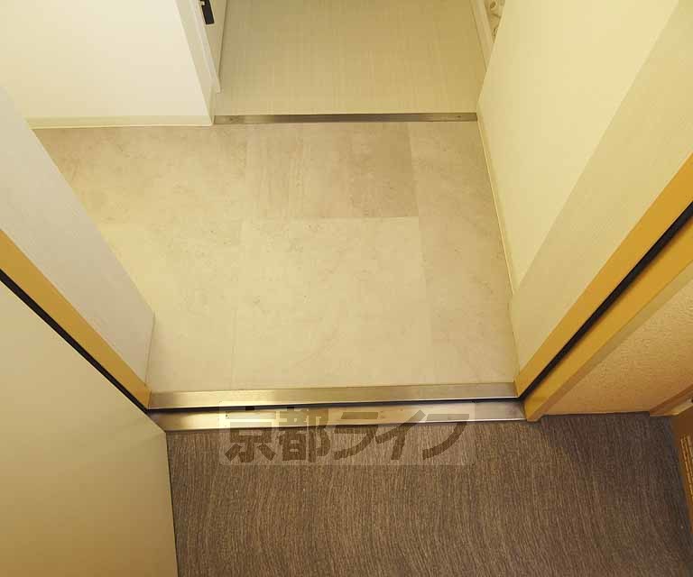 玄関　まとまった玄関です