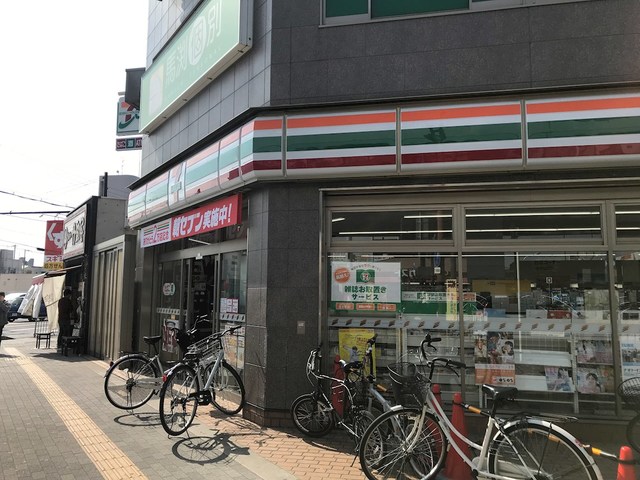 コンビニ　セブンイレブン堺北花田店（コンビニ）まで402m