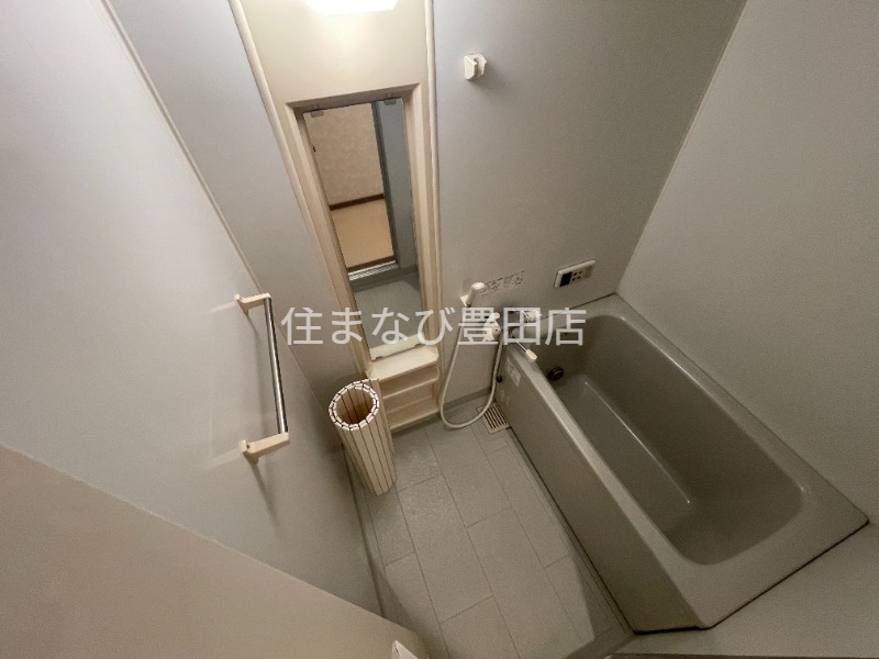 バス・シャワールーム　同型別部屋写真