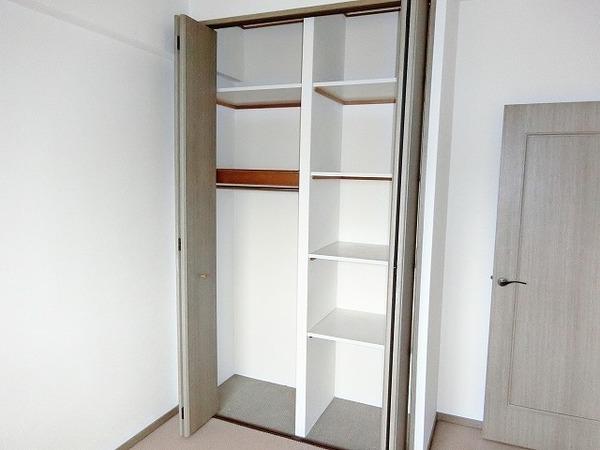 収納　洋室クローゼット！