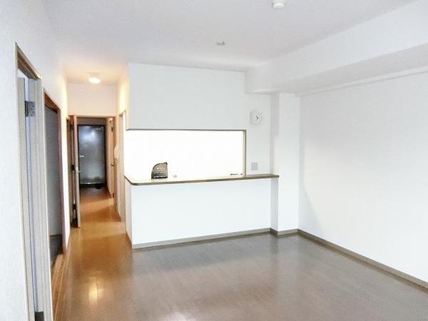 居室・リビング　人気のカウンターキッチン！