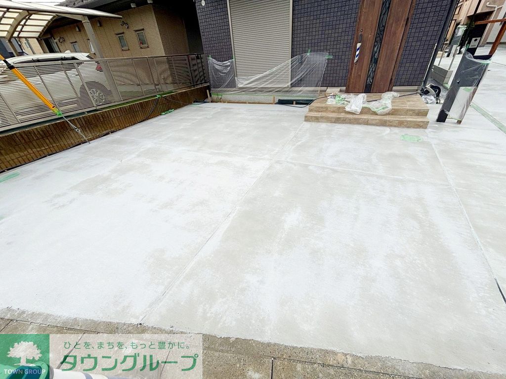 駐車場　駐車場