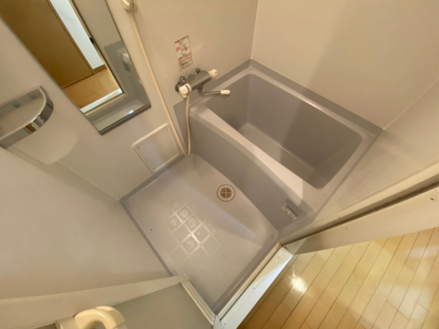 バス・シャワールーム　日々の疲れを癒すお風呂付です