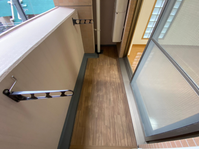 バルコニー　開放的で明るい空間を演出してくれるバルコニーです