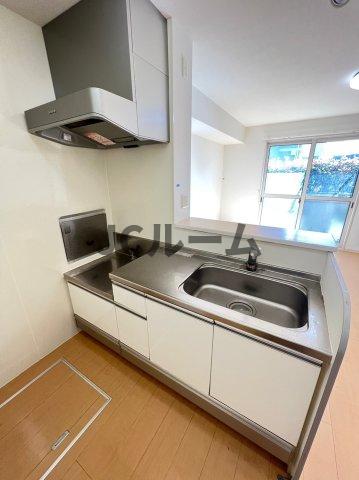 キッチン　反転タイプの部屋の写真です