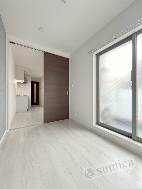 その他　ホワイトベースで明るい内装♪