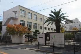 中学校　大阪市立旭東中学校（中学校）まで760m