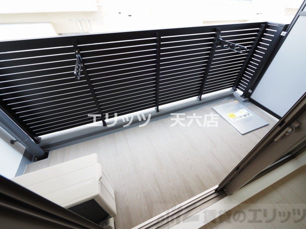 バルコニー　バルコニー