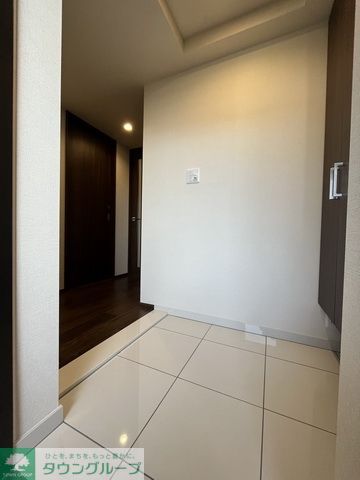 玄関　※別タイプの写真です※