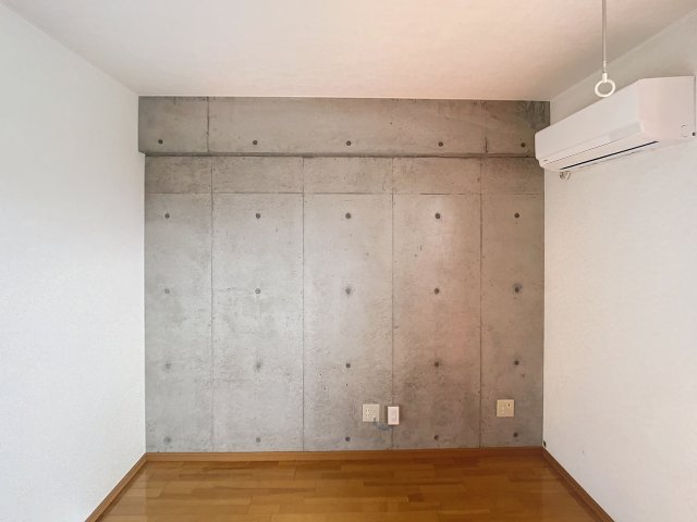 居室・リビング　掲載写真は同型モデルを掲載しており実際のお部屋と仕様等が異な