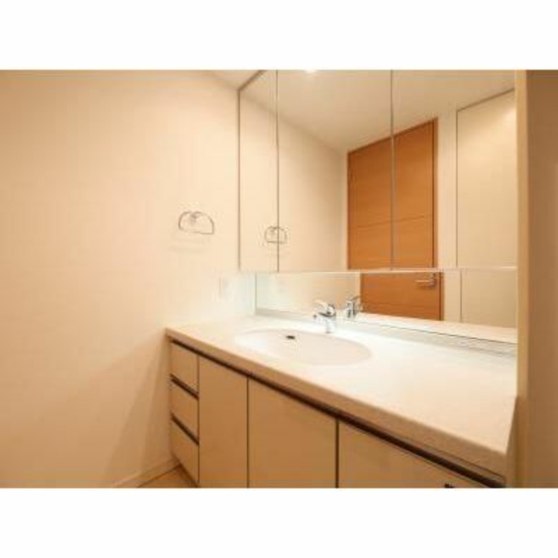 洗面設備　リエトコートアルクスタワー